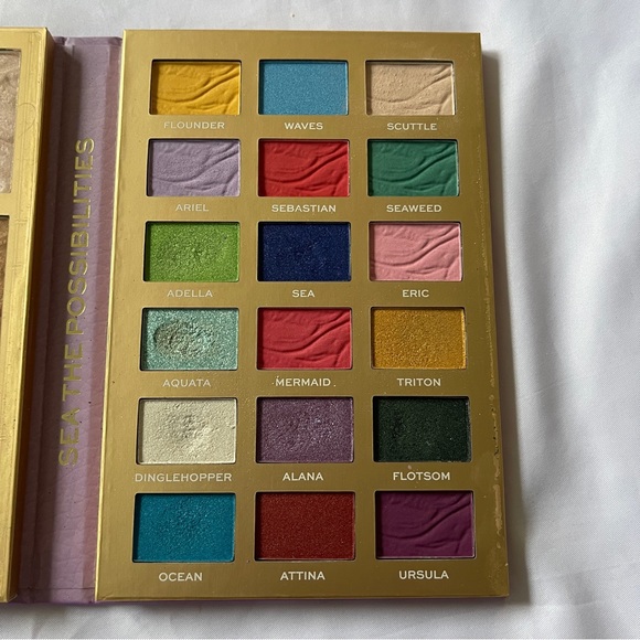 Revolution Beauty Disney Princess The Little Mermaid Palette - Picture 2 of 5